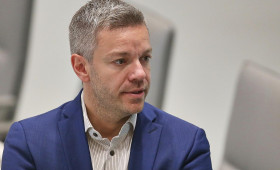Deniz Kurku tritt als niedersächsischer Migrationsbeauftragter zurück