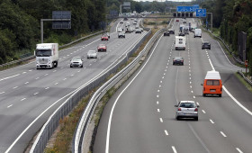 Bilger lehnt generelles Tempolimit auf Autobahnen ab