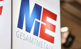 Gesamtmetall will Kürzung des Arbeitslosengeldes auf zwölf Monate