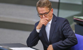 Linnemann will Info-Pflicht der Krankenkassen wieder einführen