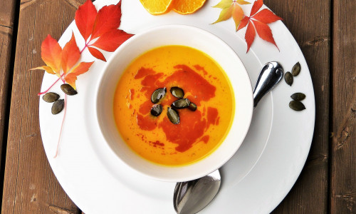 Die Suppe zur Jahreszeit: Kürbissuppe. Foto: Pixabay