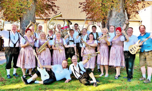Die Musiker von den "Lessingstädtern" sorgen für Stimmung auf der Wies´n. Foto: "Lessingstädter" Musikanten