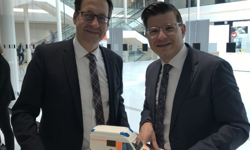 FDP-Fraktionsvorsitzender Stefan Birkner und Björn Försterling: „Rettungsdienste sind kein Spielzeug des Bundesgesundheitsministers!“

Foto: FDP Landtagsfraktion