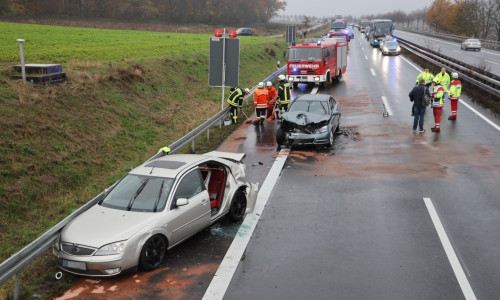 Die Autobahn musste voll gesperrt werden. Fotos: Rudolf Karliczek, Video: aktuell24/BM