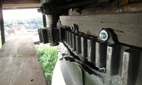 Der Zahnkranz der Mühle ist wieder repariert. Foto: Gemeinde Lehre