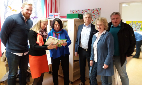 Die Mitglieder der CDU-Ratsfraktion besuchten die Einrichtung des Kinderschutzbundes. Foto: Rühland