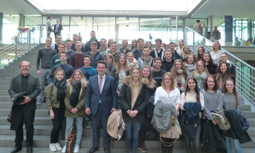 Die Schüler des elften Jahrgangs der IGS Sassenburg waren in Berlin zur Besuch. Foto: Privat