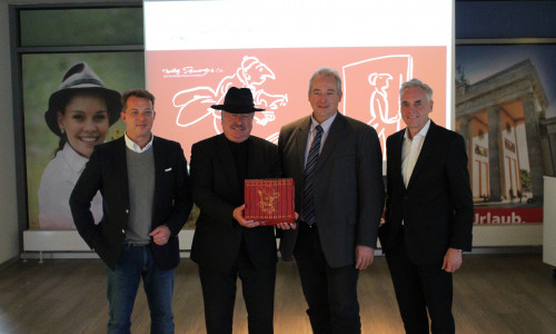 Stellten den Wilhelm Busch-Comicpreis vor: Steffen Maschke, Dr. Georg Ruppelt, Frank Oesterhelweg und Wilhelm Schmidt. Foto: Bernd Dukiewitz