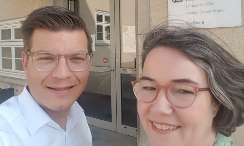 Die FDP-Landtagsabgeordneten Björn Försterling und Susanne Schütz hoffen auf einen Hebammenstudiengang auch an der Ostfalia.
Foto: FDP Wolfenbüttel