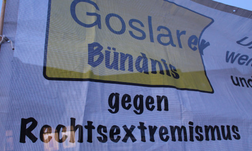 Mit dem Bus oder mit einem Niedersachsenticket kann man sich dem Goslarer Bündnis gegen Rechts anschließen, um gegen die AfD-Politik in Braunschweig du demonstrieren. Foto: Archiv