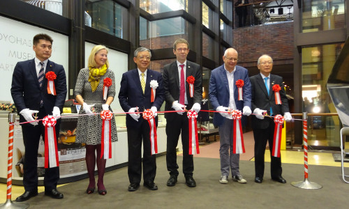 Am Samstag wurde die Ausstellung in Wolfsburg Freundschaftsstadt Toyohashi eröffnet. Foto: Stadt Wolfsburg