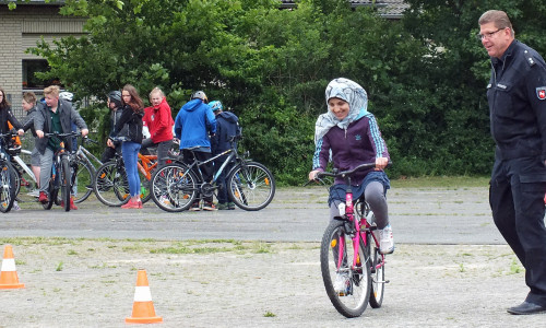 Der Parcours verlangte den Schülern einiges an Können ab. Foto: Kreisverkehrswacht Helmstedt

