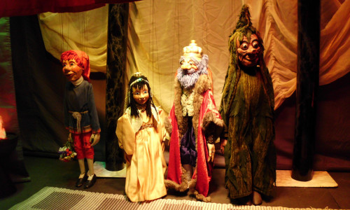 Die Okertaler Marionettenbühne zeigte „Die verzauberte Prinzessin“. Fotos: Samtgemeinde Elm-Asse