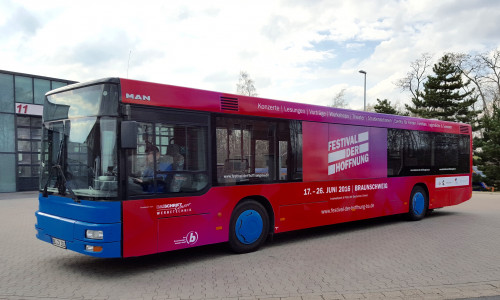 Werbe-Bus Festival der Hoffnung. Foto:  Festival der Hoffnung