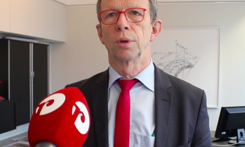 Oberbürgermeister Klaus Mohrs im Interview mit regionalHeute.de. Foto/Video: Alexander Dontscheff