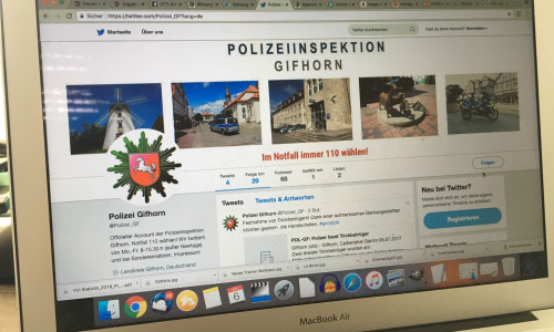 Der Gifhorner Polizei kann man ab sofort auch über Twitter folgen. Foto: Alexander Dontscheff