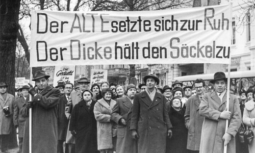 Protest gegen die Politik Ludwig Ehrhards 1963. Fotos: SOVD