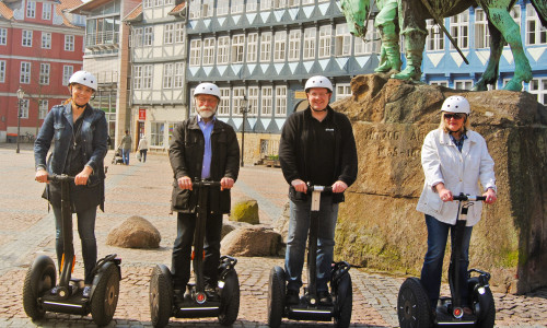 Am kommenden Sonntag findet die für dieses Jahr letzte öffentliche Segway-Tour durch Wolfenbüttel statt. Foto: Stadt Wolfenbüttel