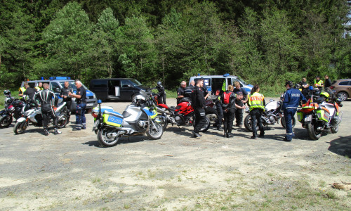 Im Landkreis Goslar wurde am Sonntag eine umfangreiche  Motorradkontrolle durchgeführt. Fotos: Polizei 