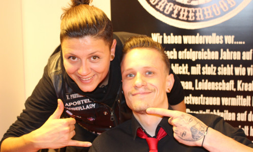 Marc war von seinem Rockabilly-Style begeistert und hofft auf ein Wiedersehen mit BarberLady Tina. Foto/Video: Eva Sorembik