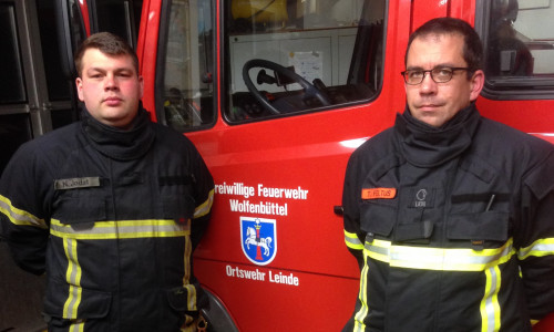Leindes Ortsbrandmeister Tobias Feltus und sein Stellvertreter Nils Jodat. Foto: Feuerwehr Leinde