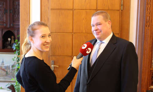 Der Bürgermeister traf sich mit regionalHeute.de zu einem exklusiven Interview. Video/Foto: Magdalena Sydow