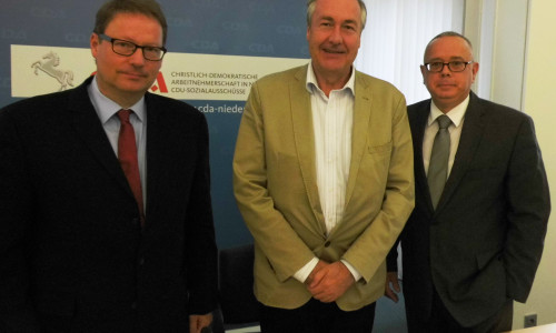 CDA-Regionalkonferenz in Hannover mit (v. l.): Dr. Christian Bäumler, Dr. Max Matthiesen und Andreas Meißler.  Foto: CDA
