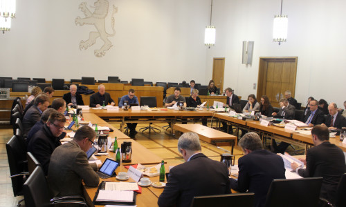Der Finanz- und Personalausschuss der Stadt Braunschweig diskutierte am Dienstag auch über die Zukunft der Energieversorgung. Foto: Alexander Dontscheff