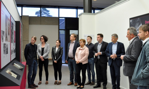 SPD Landespolitiker des Arbeitskreises Kultus besuchten die Gedenkstätte. Foto: Wahlkreisbüro Christoph Bratmann