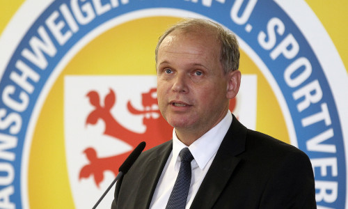 Präsident Sebastian Ebel dementierte am Montagabend und stärkte Voigt den Rücken. Foto: Agentur Hübner