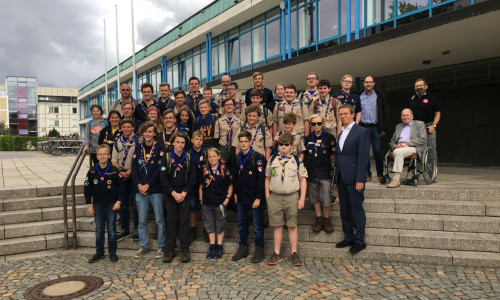 Die "Boy Scouts of America” wurden von Oberbürgermeister Klaus Mohrs im Rathaus empfangen. Foto: Stadt Wolfsburg
