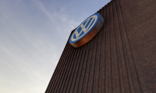 Bei Volkswagen in Wolfsburg wird ab Montag das Impfen geprobt.