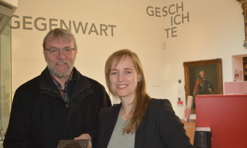 Pastor Frank Niemann und Museumsleiterin Dr. Doreen Götzky freuen sich auf viele Besucher. Foto: Kirchenkreis Peine