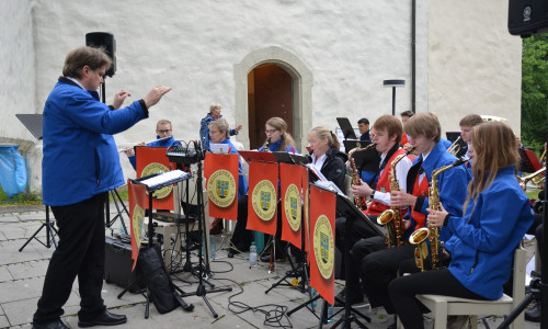 Der Musikverein Edemissen sorgte für flotte Rhythmen. Foto: Privat