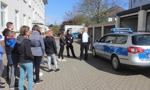 36 Schüler verbrachten ihren Zukunftstag bei der Polizei Wolfenbüttel. Fotos. Anke Donner 