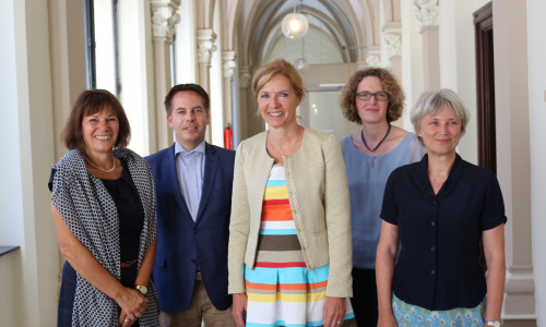 Barbara Kühnel, Martin Albinus, Dr. Andrea Hanke, Andrea Streit und Beatrice Försterra (von links), Foto: Robert Braumann