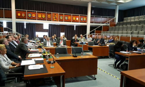 Der Koordinierungsstab kam im großen Sitzungssaal im Rathaus zusammen. Foto: Landkreis Peine