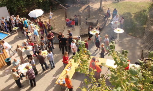 Am Samstag wurde an der Peter-Räuber-Schule ein buntes fest gefeiert. Foto/Video: Anke Donner 
