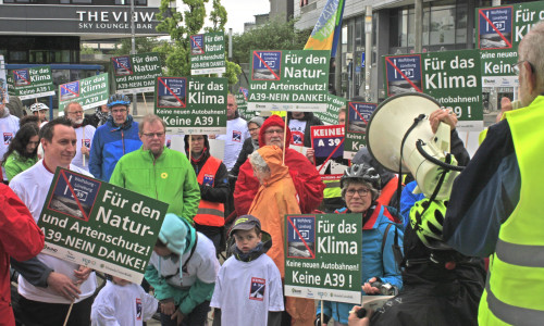 Viele demonstrierten am Samstag für eine Verkehrswende. Foto: Bund Gifhorn