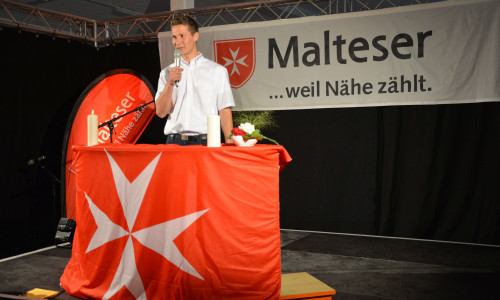 Nicolai Hollander bei der Schließung der Malteser-Notaufnahmeeinrichtung in Celle-Scheuen 2016, deren Leiter er damals war. Foto: Malteser