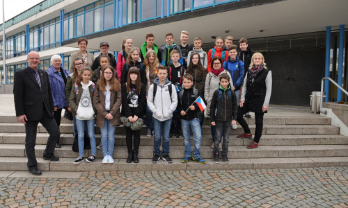 Elf Schüler aus der tschechischen Stadt Liberec sind derzeit in Wolfsburg zu Besuch. Foto: Stadt Wolfsburg