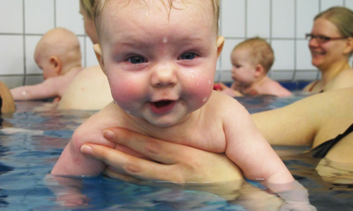 Babyschwimmen im ITZ. Foto: Privat