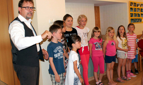 Historiker Dr. Thomas Dahms bezog die Kinder mit ein. Foto: Privat