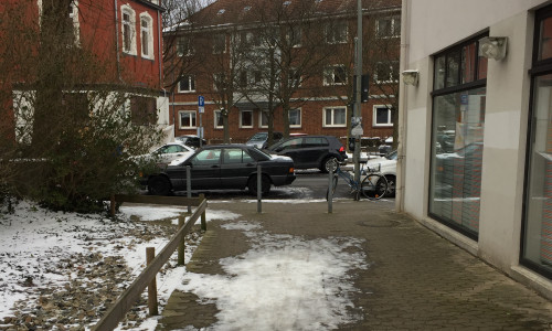 Für den Verbindungsweg zur Goslarschen Straße wird auf der Rudolfstraße eine Querungshilfe gefordert. Foto: CDU