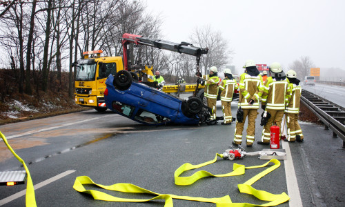 Das Auto hatte sich mehrfach überschlagen. Foto: Feuerwehr Bad Harzburg