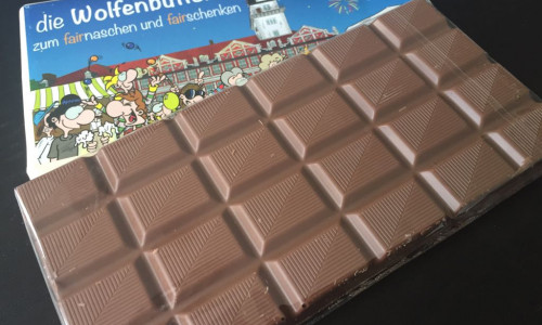 Ab sofort gibt es die Wolfenbütteler Jubiläums-Schokolade. Foto: Anke Donner
