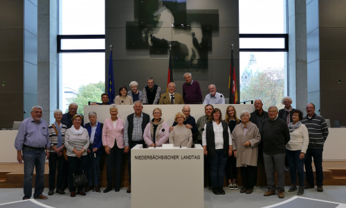 Die Besuchergruppe im Plenarsaal. Foto: CDU-Ortsverband Cremlingen