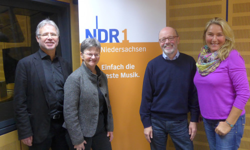 v.l. Reinhard Brandes-Wanger, Dr. Bettina Greffrath, Klaus Poppe und Kerstin Werner. Foto: NDR 1 Niedersachsen