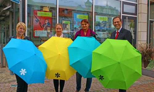 Neue Wolfenbütteler Regenschirme in leuchtenden Farben. Foto: Stadt Wolfenbüttel