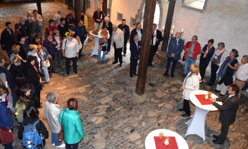 Bürgermeister Axel Siebe begrüßt die Goslarer und Berouner im Großen Heiligen Kreuz. Fotos: Stadt Goslar